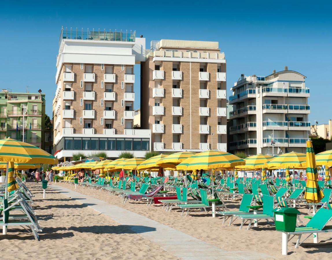 Hotel Napoleon Gabicce Mare Exterior photo
